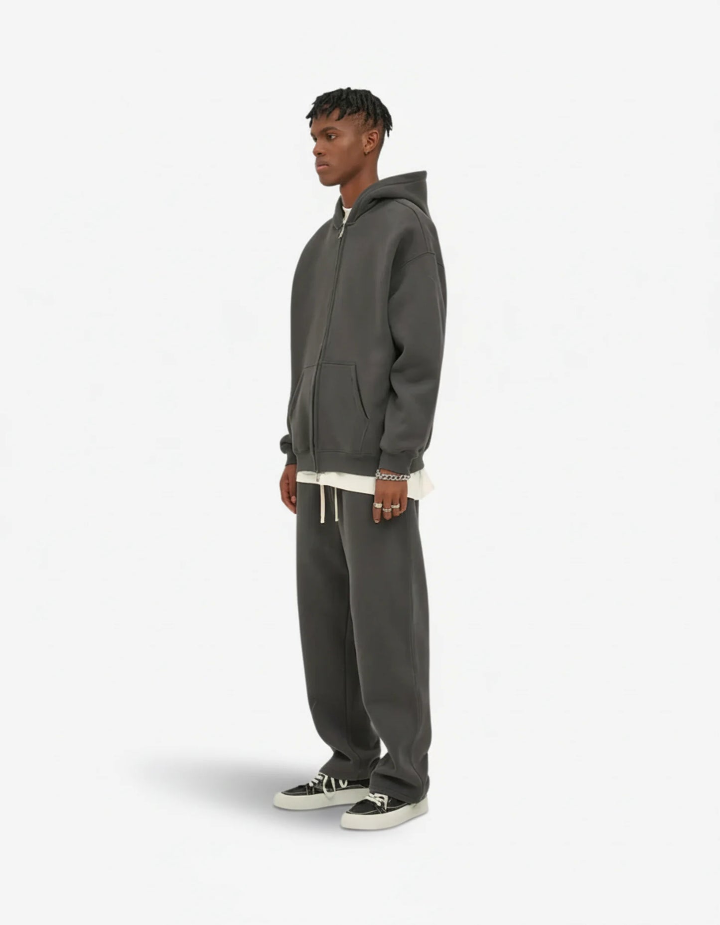 WIDE STACK JOGGER