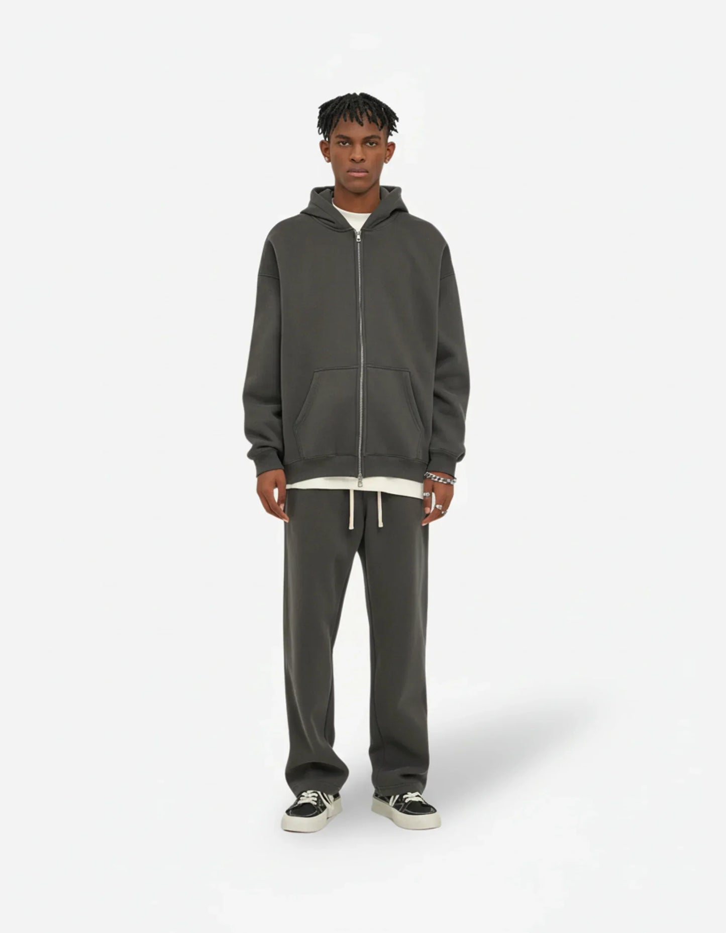 WIDE STACK JOGGER